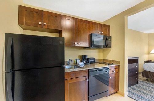Jacksonville Hotel | MainStay Suites Jacksonville near Camp Lejeune