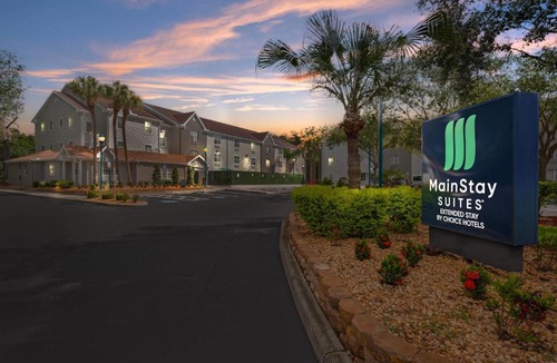 Temple Terrace Hotel | MainStay Suites Tampa Moffitt-USF