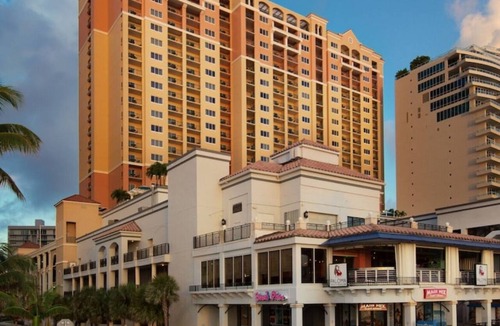 Central Beach Resort | MARRIOTT'S BEACH PLACE TOWERS Studio Sleeps 4