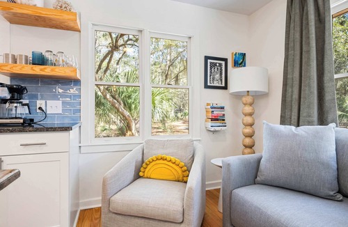 Daufuskie Island House | Marsh Mellow Cottage- Cozy and Golf Cart Included