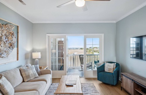 Folly Beach Condo | Marshwinds 1K! River & Marsh Views Screen Porch, Short Distance to Beach