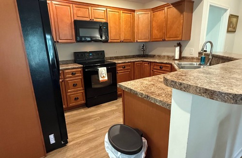 Hardeeville House | Marvelous 3-bedroom house with AC in charming Hardeeville, central to EVERYTHING