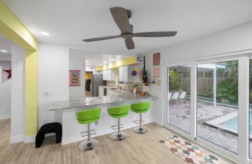 Ozona House | Marvelous 5BR house, Studio, Pool, Hottub, in sunny Palm Harbor