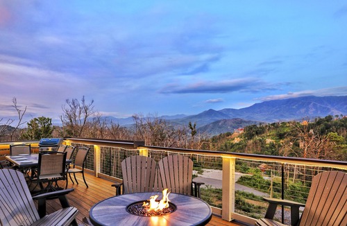 Chalet Village North Cabin | MARVELOUS Contemporary Luxury Cabin! VIEWS! Theater! Gaming! Fire Pits! Hot Tub!