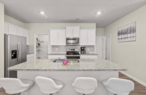 Fort Gordon House | Massive Rental, Sleeps 10, Home Away From Home