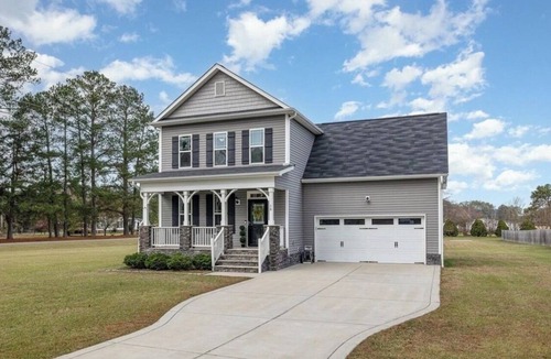 Willow Spring House | Master Room - Perfect for a getaway