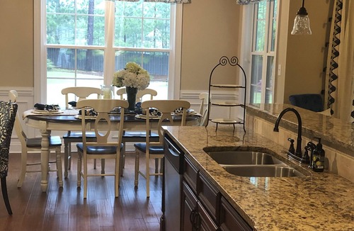 Riverwood Plantation House | Masters-Augusta National Golf Course 7.1 Miles Away