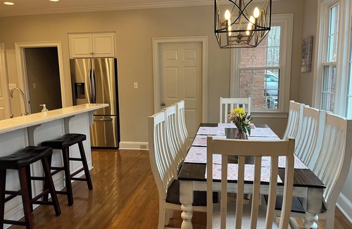 Martinez House | Masters Rental: 4BR/3.5 Bath, 4.7 miles to course