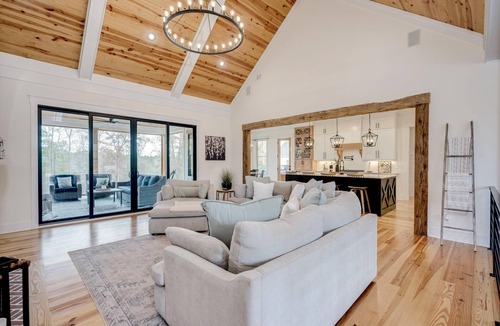 Appling House | Masters Week Estate- Pool, Spa, 6 Acres & Privacy