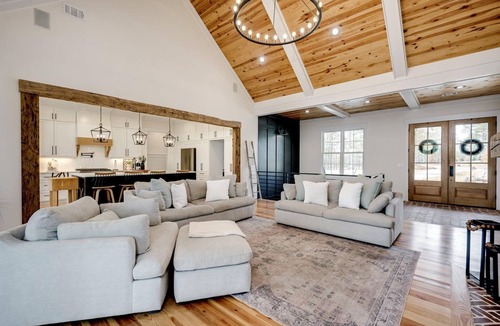 Appling House | Masters Week Estate- Pool, Spa, 6 Acres & Privacy