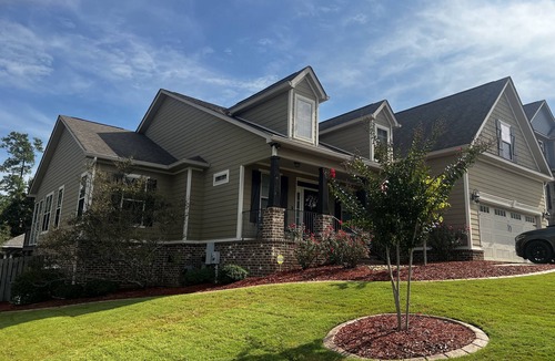 Riverwood Plantation House | Masters Week suburban stunner, pool, sauna and outdoor pergola with fireplace.