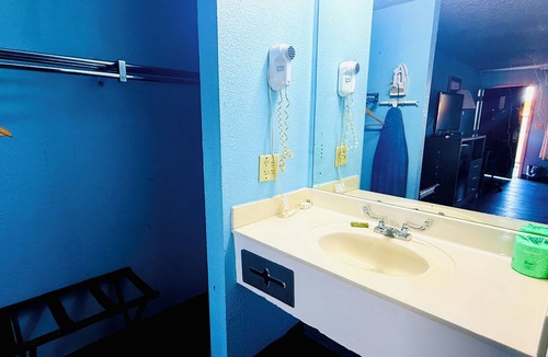 Williamston Hotel | Mayfair Inn