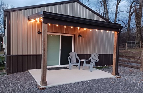 Readyville Cottage | Meadow Wood Cottage Peaceful, Relaxing Luxury in the Country