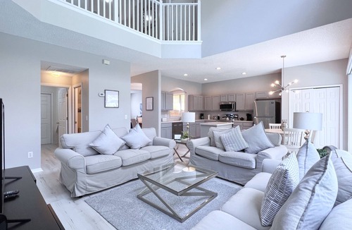 Kissimmee House | MEGA Mansion where Magical Memories are Made Relaxing Pool! Close to Disney!