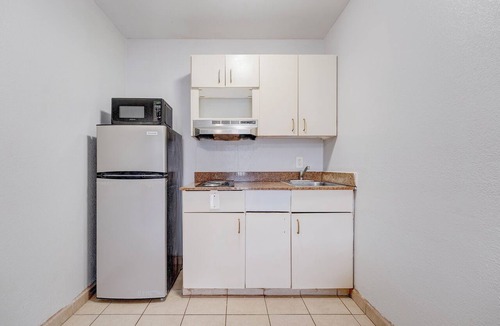 Memphis Hotel | Memphis 1 Extended Stay near airport I 240, TN