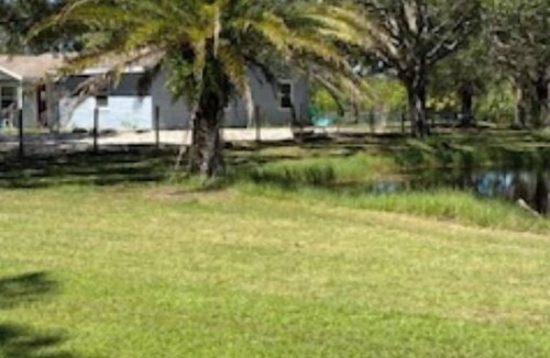 Grant-Valkaria House | Mermaid retreat in the country