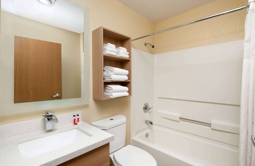 Florence Hotel | Microtel Inn & Suites by Wyndham Florence