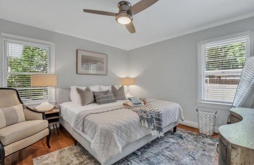 Statesboro House | Mid-Century Bungalow - Blue Mile & Close to GSU