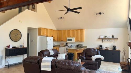 Milledgeville House | Milly Villy Lake House
