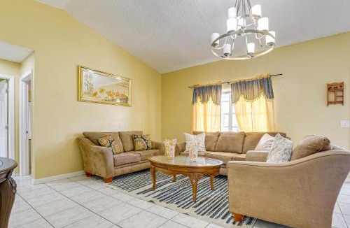 Port Saint Lucie House | Mins to the Coast: Port St Lucie Home w/Lanai!