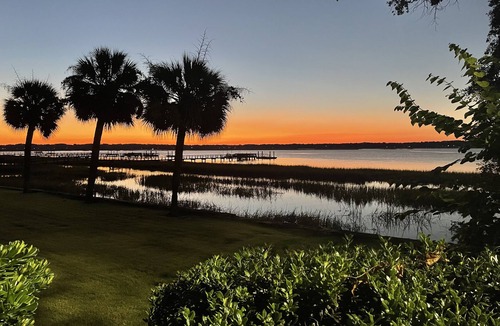 Beaufort Cottage | MINUTES AWAY FROM PARRIS ISLAND