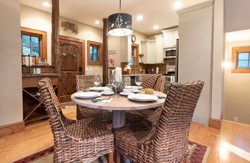 Cullowhee Cabin | Minutes from Marina - Mountain View - getaway for remote workers
