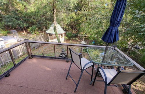 Daufuskie Island House | Minutes from the beach, with indoor hot tub