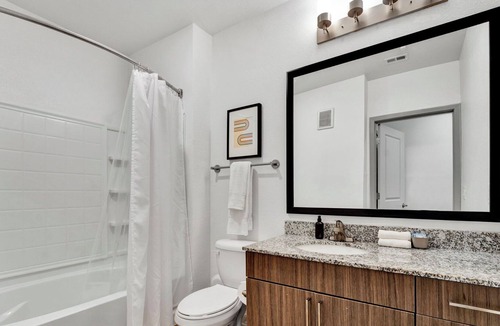 Clemson Apartment | Minutes to DT and CU on Lake Hartwell with Pool
