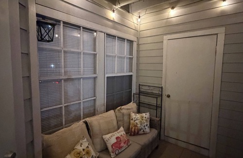 Orlovista Apartment | Modern 2BR/2BA Orlando Condo/10 minutes to Universal/30 minutes Disney