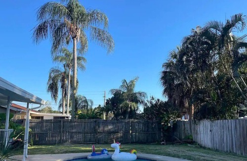 Shore Acres Villa | Modern 5 bedroom, 2 baths Venetian villa with pool