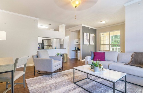 Southwest Raleigh Apartment | Modern Apartment in Prime Location (ID8578X29)
