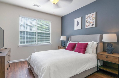 Southwest Raleigh Apartment | Modern Apartment in Prime Location (ID8578X29)