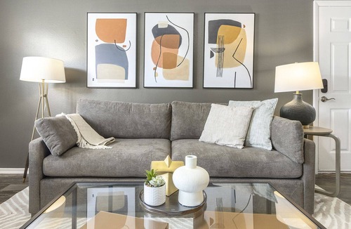 Plant City Apartment | Modern Apartment in Prime Location (ID9296X25)