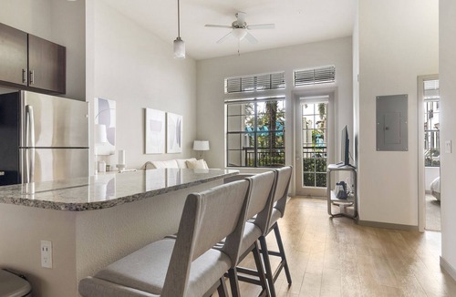 Baldwin Park Apartment | Modern Apartment in Prime Location (ID1019X387)