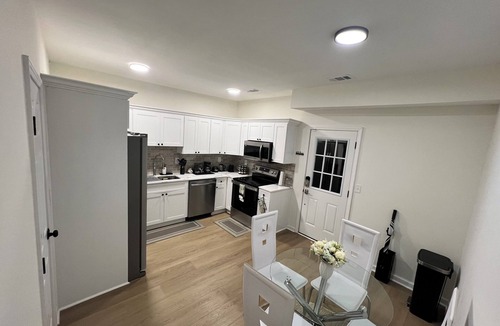 Lawrenceville House | Modern Basement Retreat 2BR King Suite