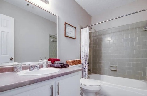 Hinesville House | Modern Bungalow near Ft. Stewart