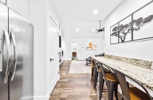 Conway House | Modern Cabin Retreat on Private Estate
