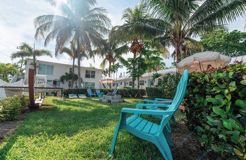 Fort Pierce Shores House | Modern Coastal Bungalow w/Patio & Full Kitchen