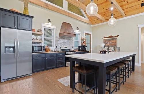 Midway House | Modern Coastal Retreat at Dorchester Preserve