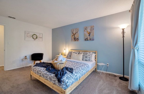 Sharon Woods Apartment | Modern Country Retreat | South Park |