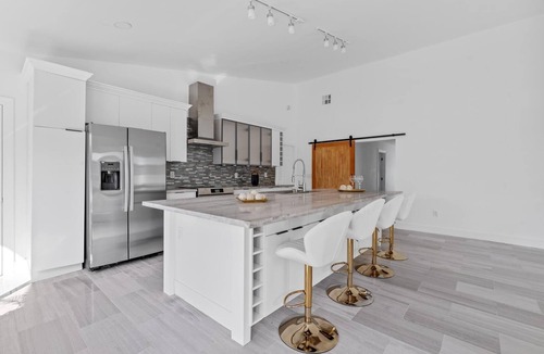 Port Saint Lucie House | Modern Eleganc and Charming 3-bedroom house in perfect Port St. Lucie