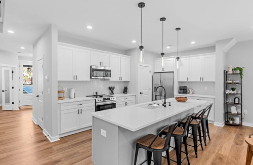 Fountain Inn House | Modern home in charming Fountain Inn