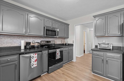 Wilmington House | Modern house in Wilmington near beaches, UNCW in exclusive NorthChase community