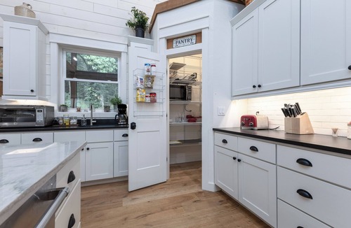 Cashiers House | Modern Mountain Farmhouse in the heart of Cashiers