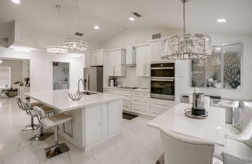 Port Saint Lucie House | Modern Port St Lucie Home: Shop, Dine & Unwind