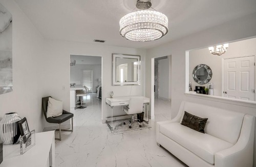 Port Saint Lucie House | Modern Port St Lucie Home: Shop, Dine & Unwind