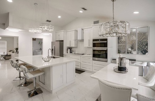 Port Saint Lucie House | Modern Port St Lucie Home: Shop, Dine & Unwind