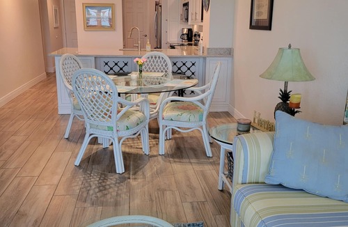 Casa del Mar Condo | Modern, Renovated Waterfront Condo on Beautiful Boca Ciega Bay!