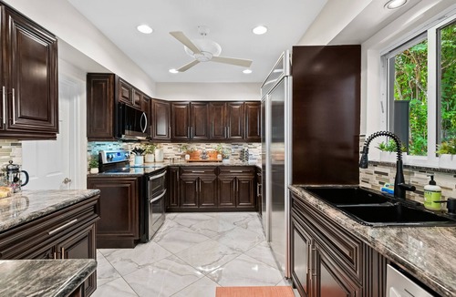 Wilton Manors House | Modern Tropical Oasis, Private Heated Pool, Walkable to Wilton Drive!