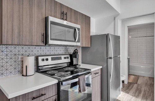 Zephyrhills Condo | Modern Wellness Retreat | Steps to Tennis, Pickleball & Wellness Center | Extended Stays Welcome
